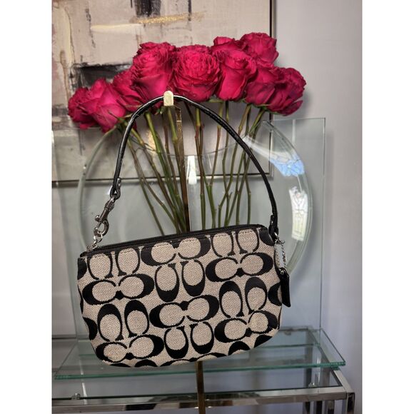 Vintage Coach Black & Grey Signature Canvas Wristlet - Picture 3 of 6